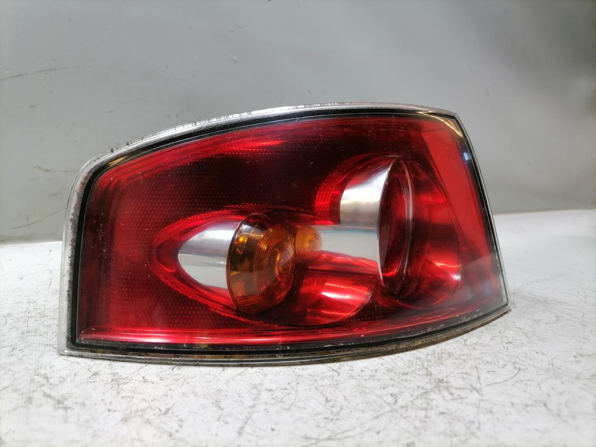 Seat Ibiza 6L original R&uuml;cklicht R&uuml;ckleuchte Schlussleuchte links au&szlig;en Bj.2003